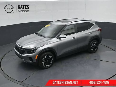Used 2024 Kia Seltos EX AWD/4WD image 52