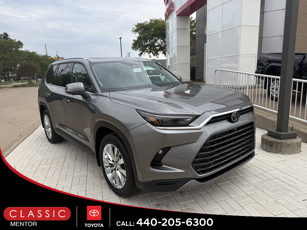 New 2026 Toyota Grand Highlander AWD image 3