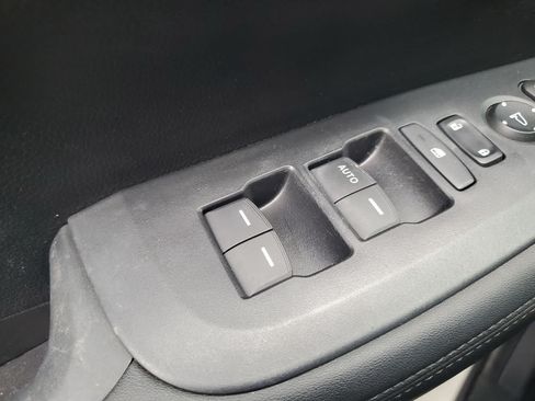Used 2024 Honda HR-V LX image 24