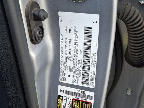 Used 2017 Toyota Tundra Limited w/ Limited Premium Package image 26