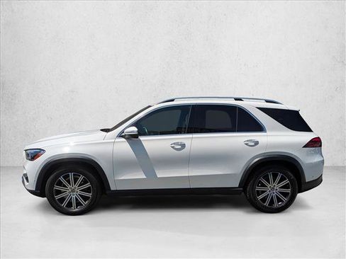 Used 2025 Mercedes-Benz GLE 350 4MATIC image 9