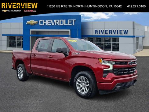 Used 2023 Chevrolet Silverado 1500 RST w/ Z71 Off-Road Package AWD/4WD image 1