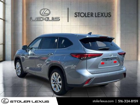 Used 2023 Toyota Highlander Limited AWD/4WD image 6