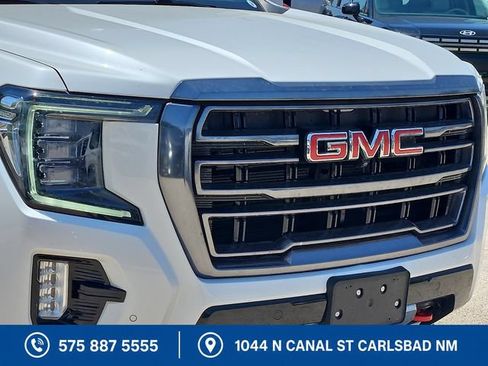 Used 2023 GMC Yukon AT4 w/ Technology Package AWD/4WD image 7