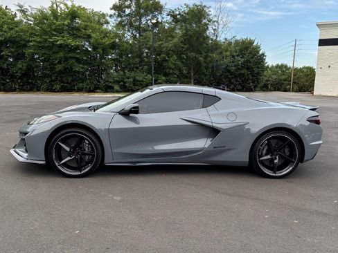 Used 2025 Chevrolet Corvette E-Ray AWD/4WD image 7