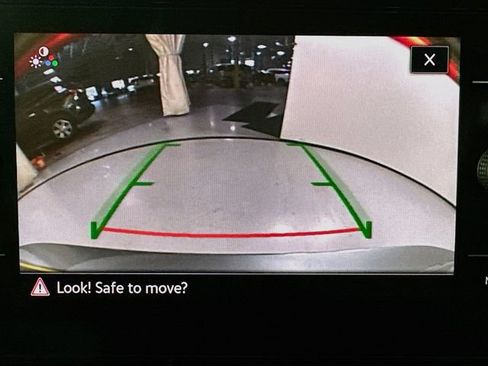 Used 2025 Volkswagen Jetta SE FWD image 14