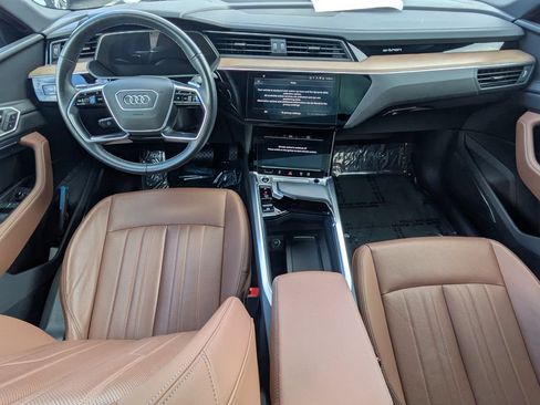 Used 2024 Audi Q8 e-tron Premium Plus w/ Premium Plus Package AWD/4WD image 27