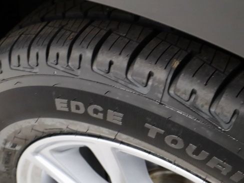 Used 2025 Honda CR-V EX-L image 20