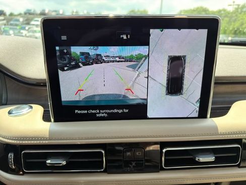 Used 2023 Lincoln Aviator Reserve w/ Equipment Group 201A RWD image 27