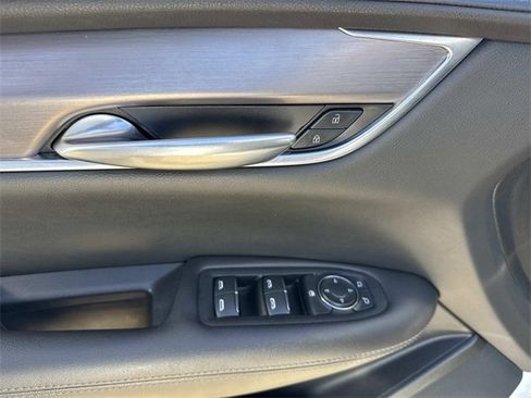 Used 2022 Cadillac XT5 Luxury image 19