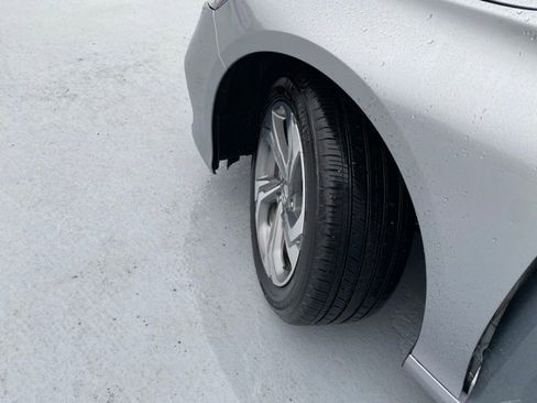 Certified 2020 Honda Accord EX image 26