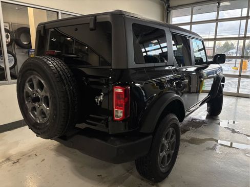 New 2025 Ford Bronco Big Bend image 7