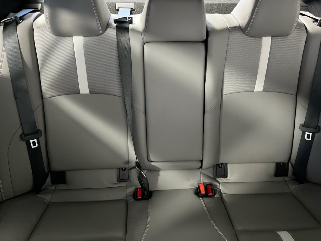 Used 2025 Toyota Camry SE FWD image 30