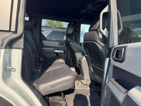 Used 2023 Ford Bronco Badlands AWD/4WD image 39