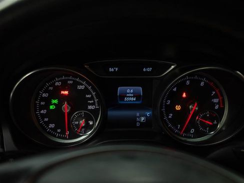 Used 2018 Mercedes-Benz GLA 250 w/ Convenience Package image 17