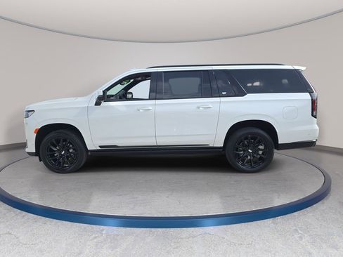 Used 2024 Cadillac Escalade ESV Sport Platinum w/ LPO, ONYX Package AWD/4WD image 9