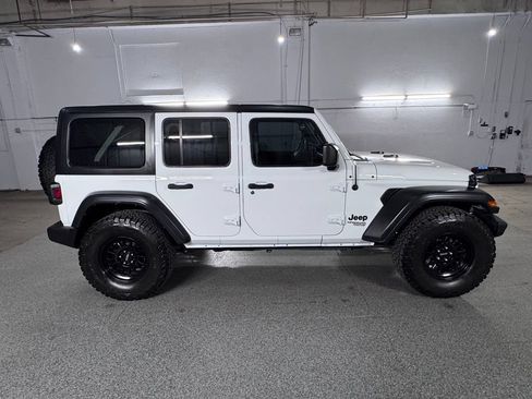 Used 2021 Jeep Wrangler Unlimited Sport AWD/4WD image 12
