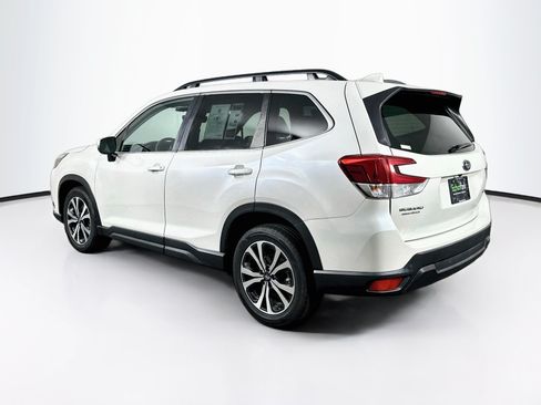 Used 2022 Subaru Forester Limited AWD/4WD image 5
