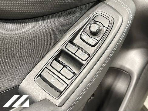 Used 2021 Subaru Forester Premium image 20