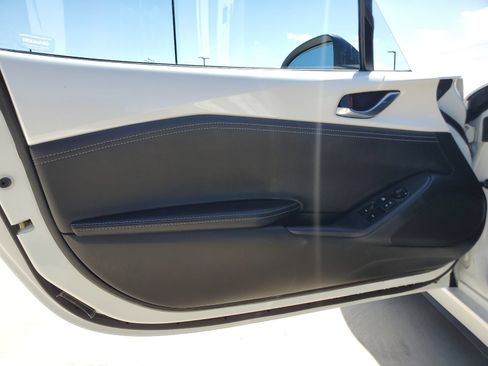 Certified 2022 MAZDA MX-5 Miata Grand Touring RWD image 13
