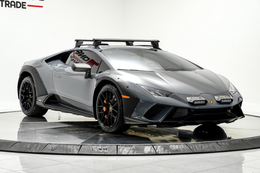 Used 2024 Lamborghini Huracan Sterrato AWD/4WD image 3