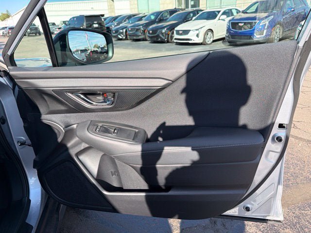 Used 2024 Subaru Outback Premium AWD/4WD image 25