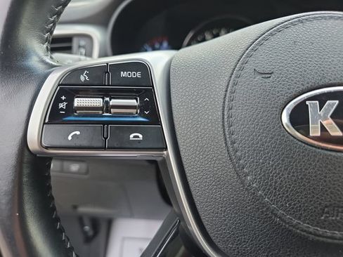 Used 2019 Kia Sorento SX FWD image 23