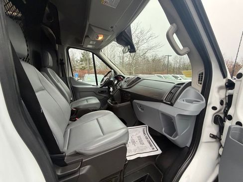 Used 2019 Ford Transit 250 148 High Roof image 22