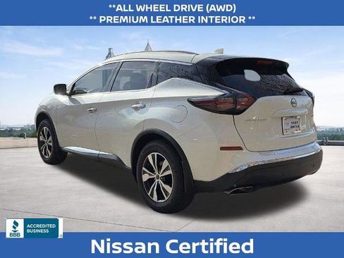 Certified 2024 Nissan Murano SV image 3