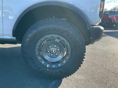 New 2025 Ford Bronco Big Bend w/ Black Diamond Package image 11