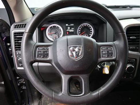 Used 2019 RAM 1500 Classic SLT AWD/4WD image 20