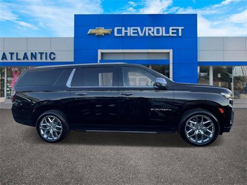 Certified 2024 Chevrolet Suburban Premier w/ Premium Package image 5