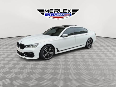 Used 2018 BMW 750i xDrive AWD/4WD image 4