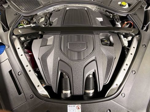 Certified 2023 Porsche Panamera Platinum Edition RWD image 29