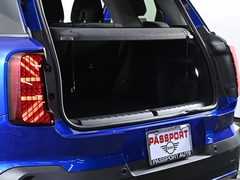 Used 2025 MINI Cooper Countryman S w/ Comfort Package Max image 30