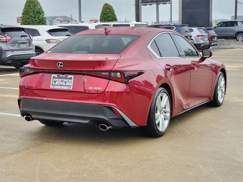 Used 2022 Lexus IS 300 w/ Comfort Package image 6