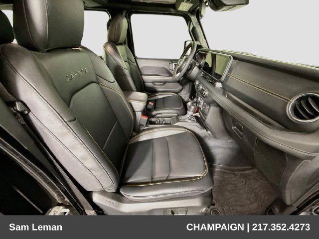 Used 2024 Jeep Wrangler Unlimited Sahara AWD/4WD image 25