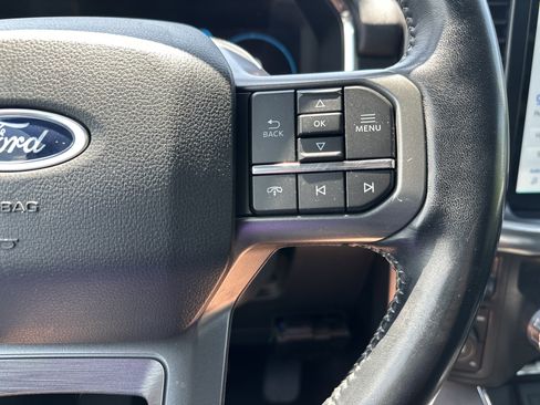 Used 2022 Ford F150 Lariat AWD/4WD image 19