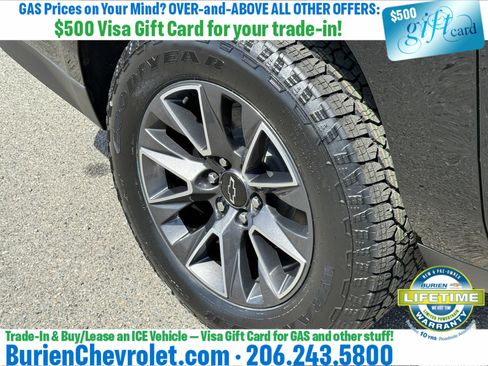 Used 2022 Chevrolet Suburban Z71 AWD/4WD image 30