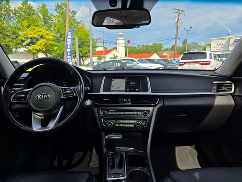 Used 2020 Kia Optima Premium FWD image 3
