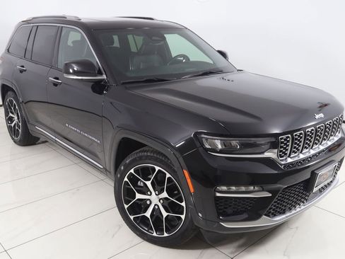 Used 2023 Jeep Grand Cherokee Summit image 23