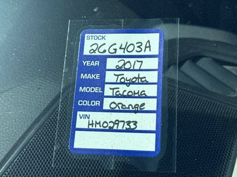 Used 2017 Toyota Tacoma SR5 w/ Tow Package AWD/4WD image 9