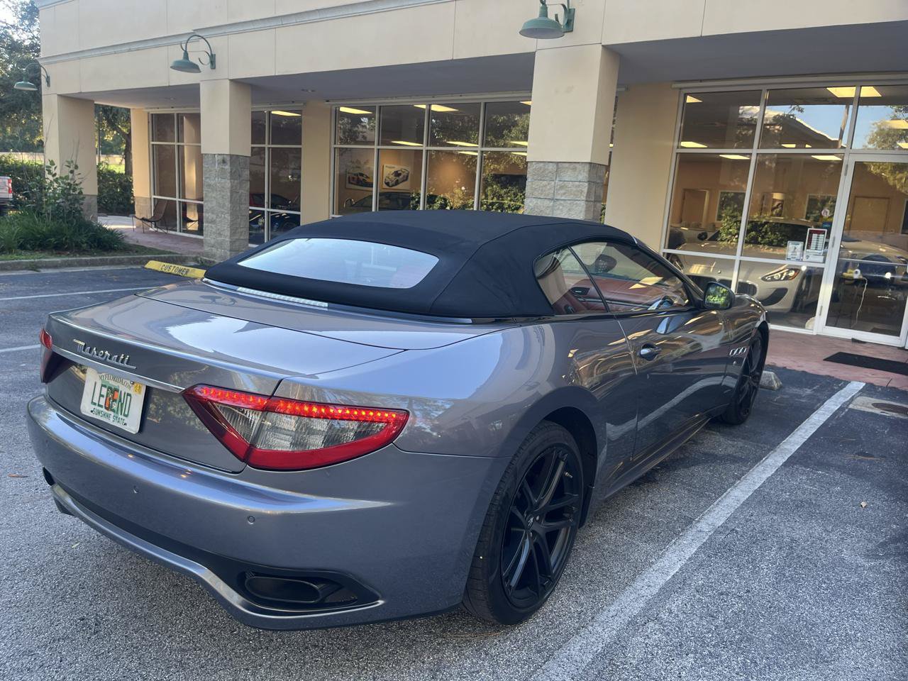 Used 2016 Maserati GranTurismo Sport RWD image 12