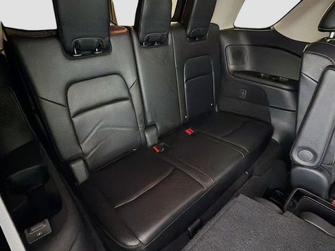 Used 2023 Nissan Pathfinder SL w/ SL Premium Package AWD/4WD image 31