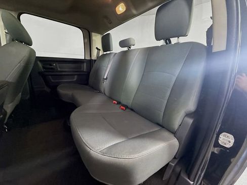 Used 2018 RAM 1500 Express w/ Black Ram 1500 Express Group AWD/4WD image 24