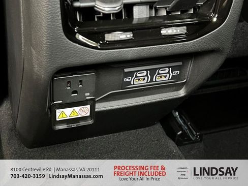 New 2025 Jeep Grand Cherokee Altitude AWD/4WD image 21