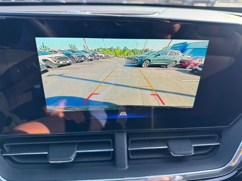 New 2026 Chevrolet Trax RS w/ Driver Confidence Package FWD image 39