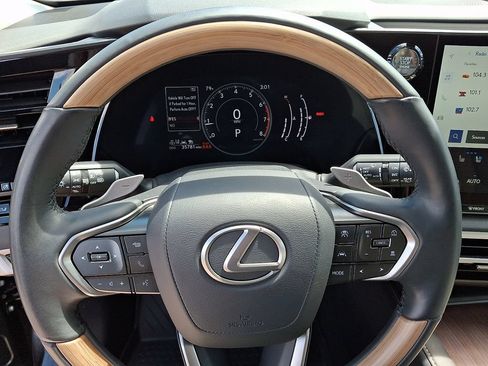 Certified 2023 Lexus RX 350 Premium w/ Accessory Package AWD/4WD image 19
