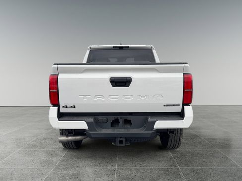 New 2025 Toyota Tacoma TRD Off-Road image 4