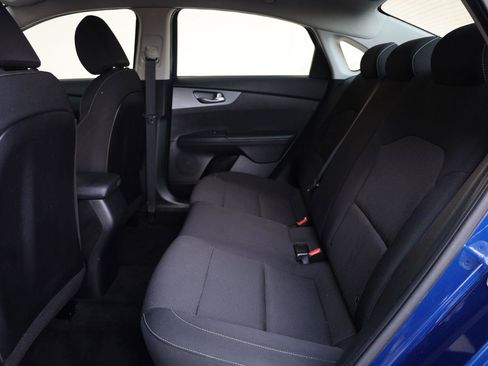Used 2020 Kia Forte LXS FWD image 20